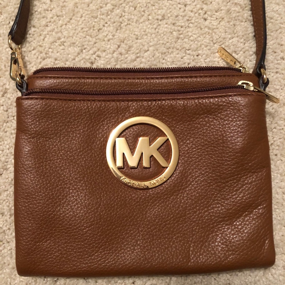 Michael Khors tan bag